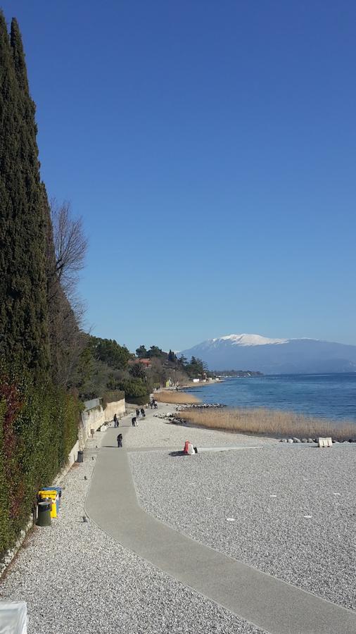 Hotel Francesco Padenghe sul Garda Bagian luar foto